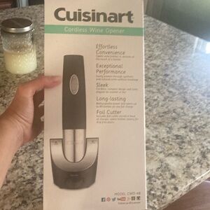 Cuisinart cordless wine opener